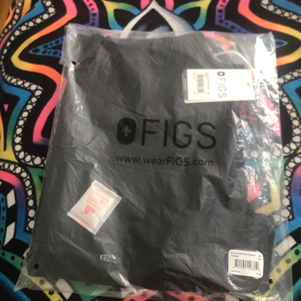 Figs XS